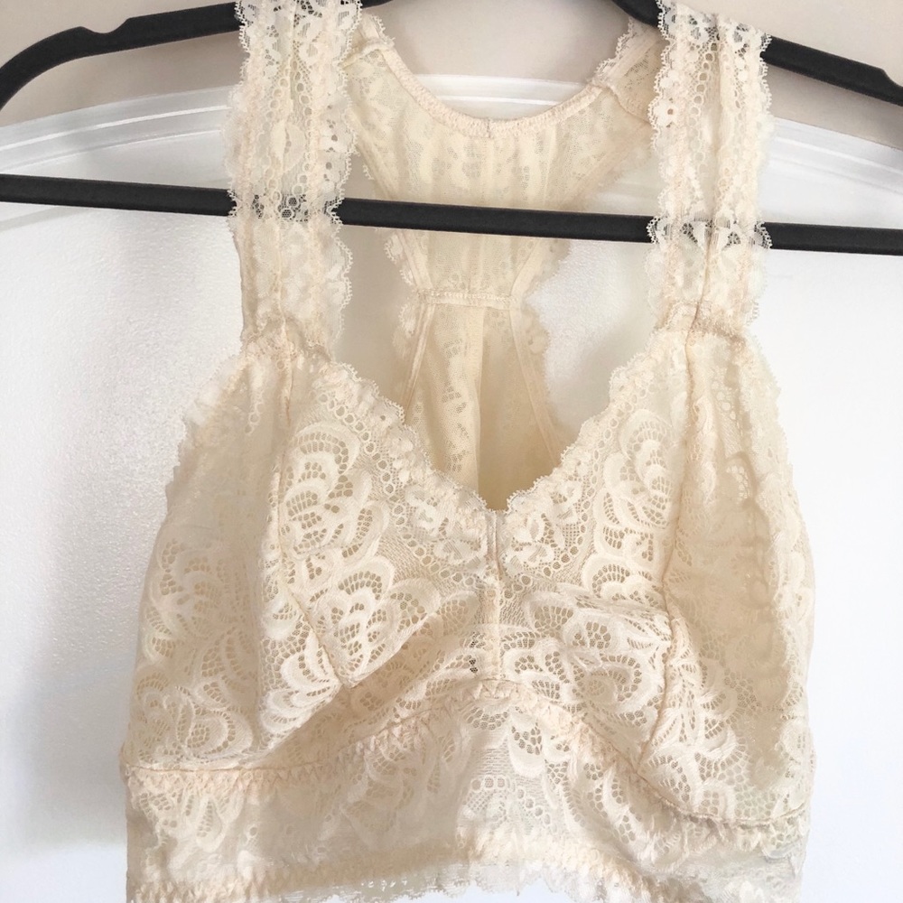 Torrid Lace Bralette Ivory NWT Size 0